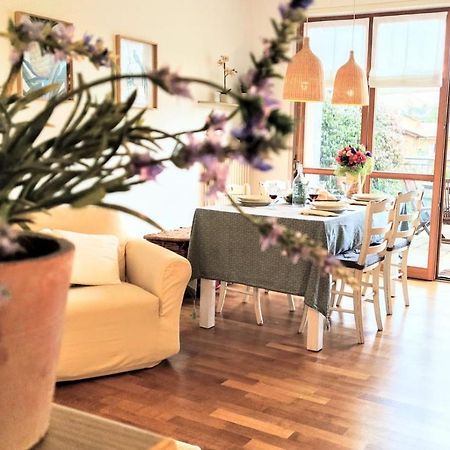 Appartamento La Terrazza Di Dora Μενάτζιο Εξωτερικό φωτογραφία