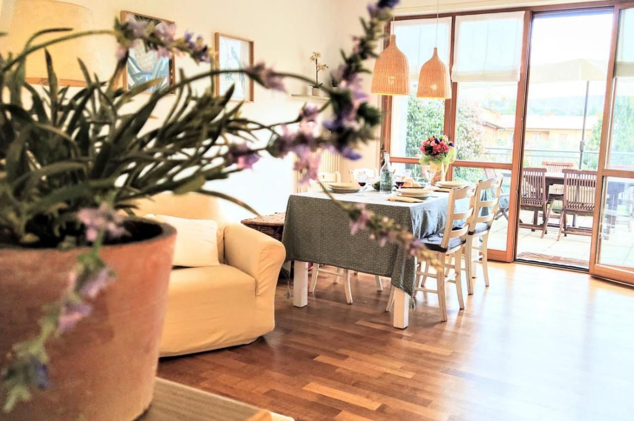 Appartamento La Terrazza Di Dora Μενάτζιο Εξωτερικό φωτογραφία